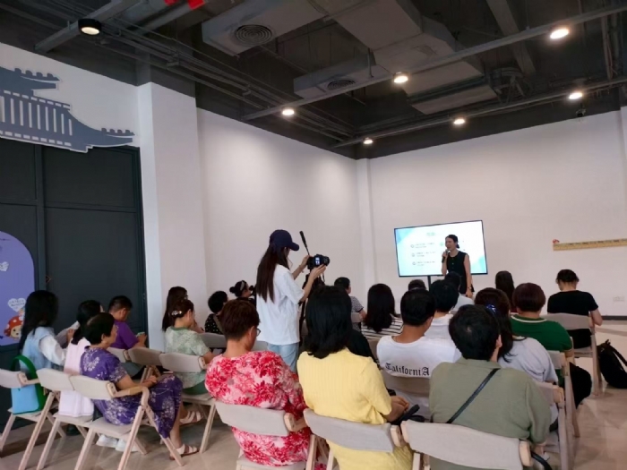 杨慧-厦门离婚抚养权纠纷律师照片展示