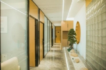 刘荣-呼和浩特交通轻微事故处理时间律师照片展示