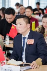 李学峰-上海工程建筑合同律师照片展示