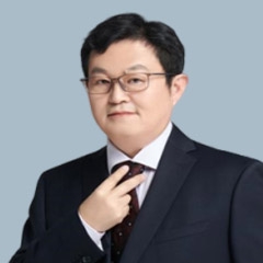 曹化强-北京建筑工程施工合同律师照片展示
