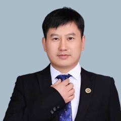 徐峰-成都刑事案件律师照片展示
