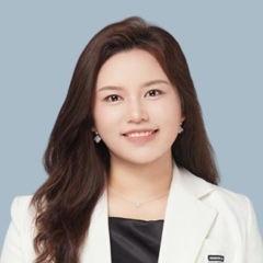 梁婷-武汉婚前律师照片展示